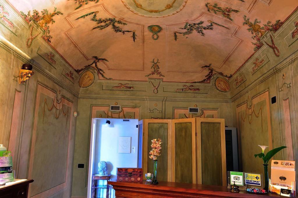 La Foresteria Del Castello - Wellness Hotel In Dimora Storica CastellʼAlfero Exteriér fotografie
